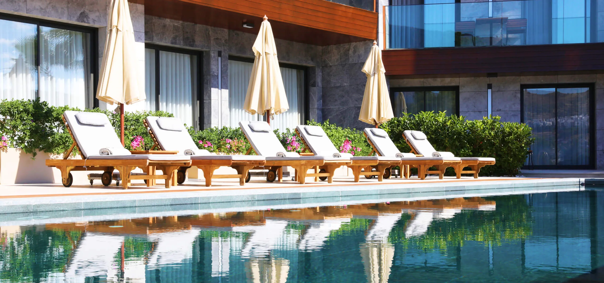 Mare Deluxe Residences